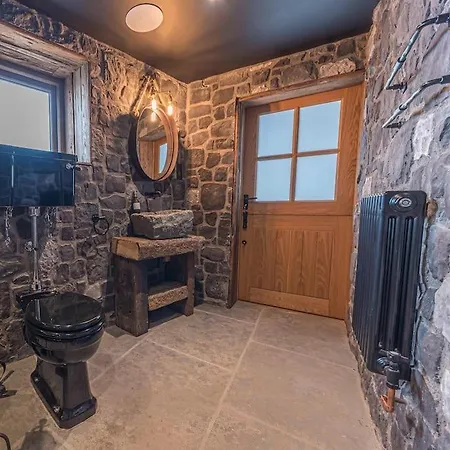 Quirky Retreats - The Barn *