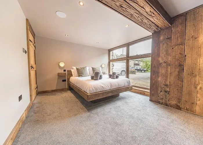 Quirky Retreats - The Old Stable * Staveley (Cumbria)