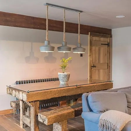 Quirky Retreats - The Barn